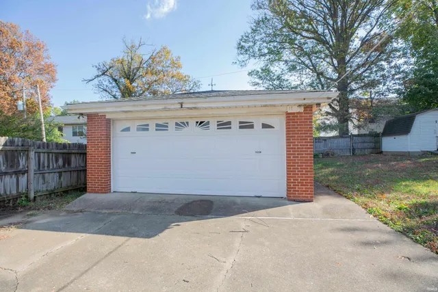 $200,000 | 1316 Elk Street, Mount Vernon, IN 47620