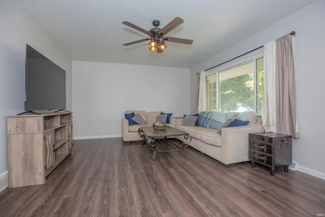 $200,000 | 1316 Elk Street, Mount Vernon, IN 47620