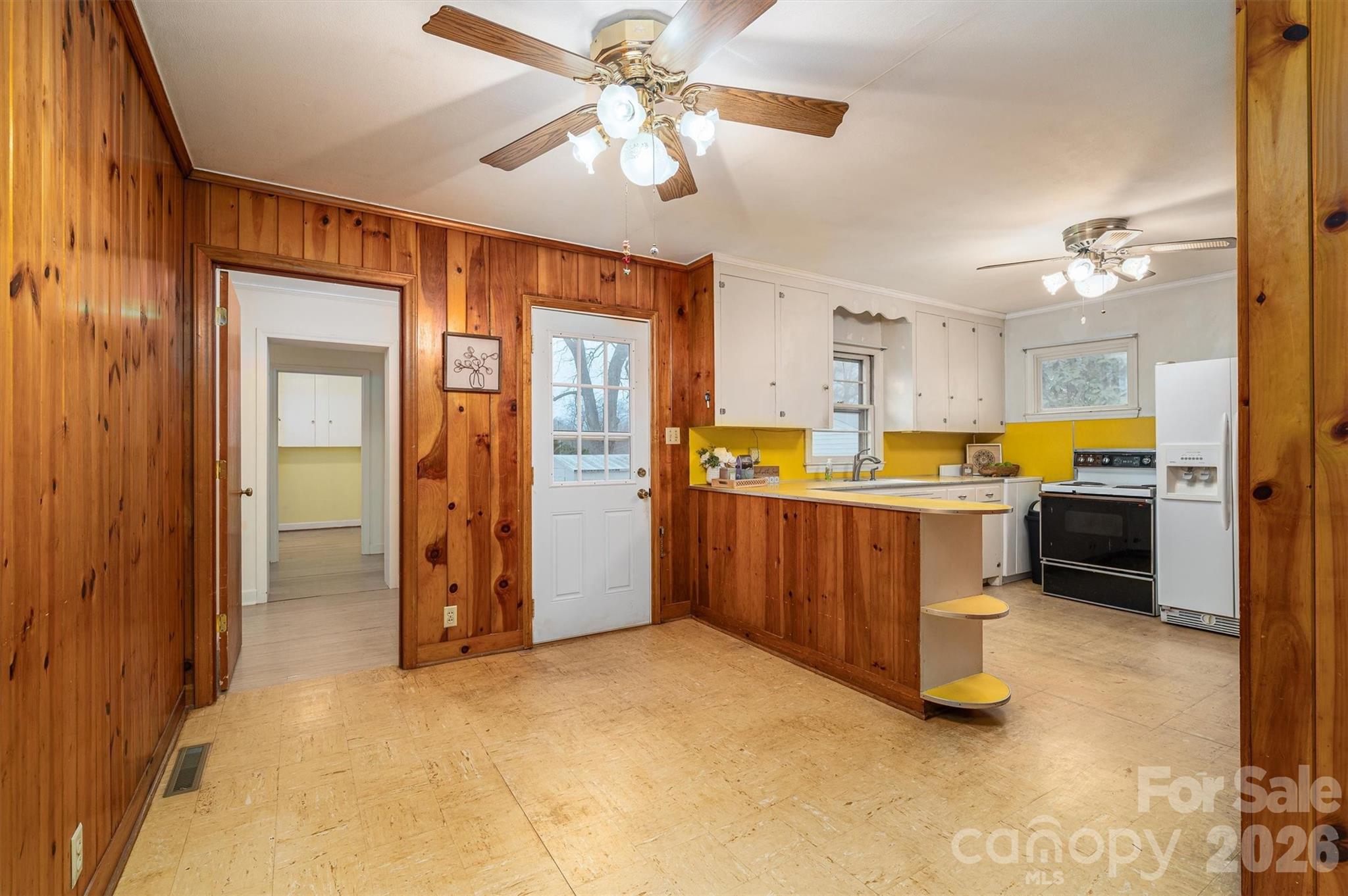 816 South Point Road Belmont, NC 28012 - Photo 17 of 36 Gallery Image 17