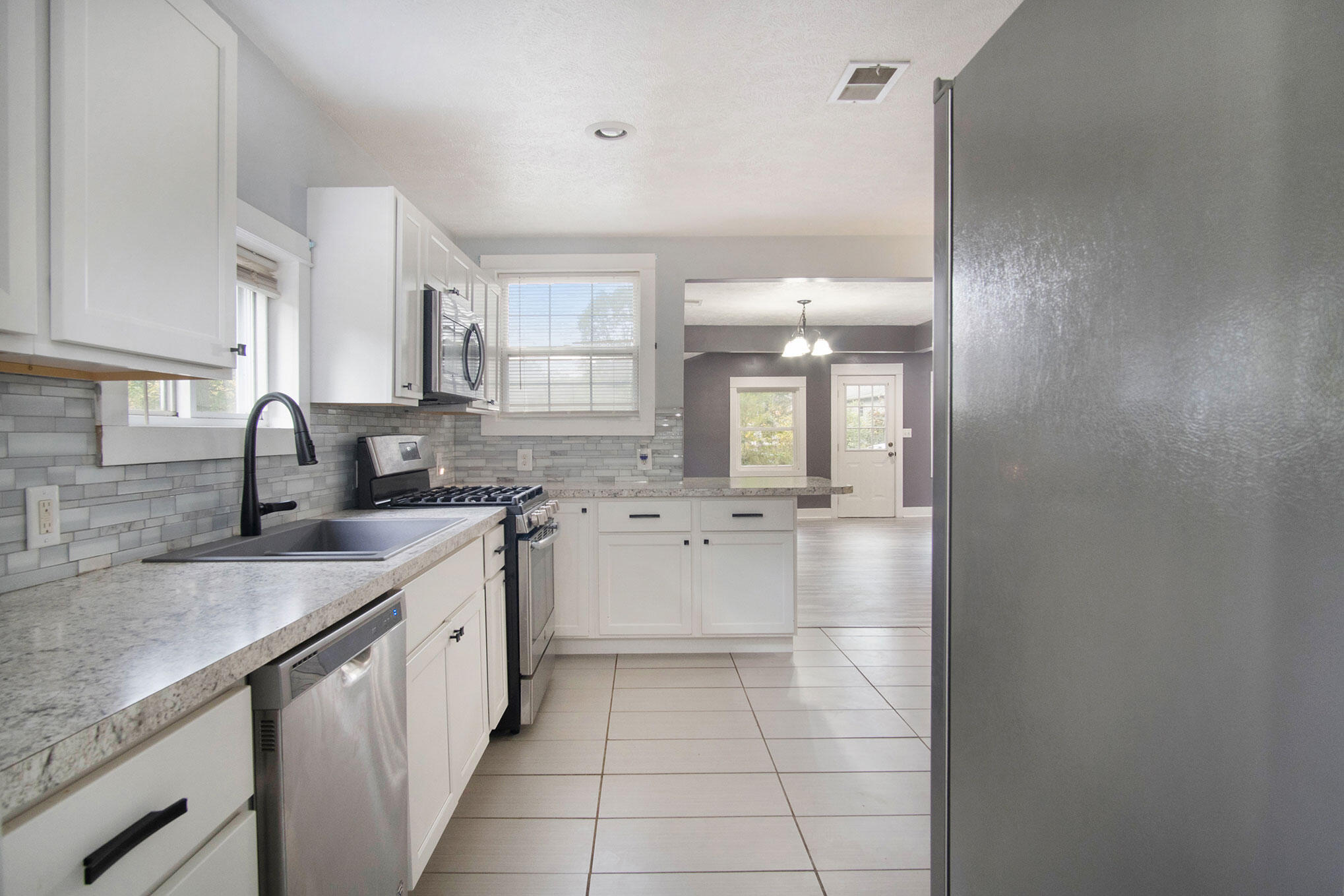 2836 Debaker Road Muskegon, MI 49444 - Photo 13 of 24 DSC09605