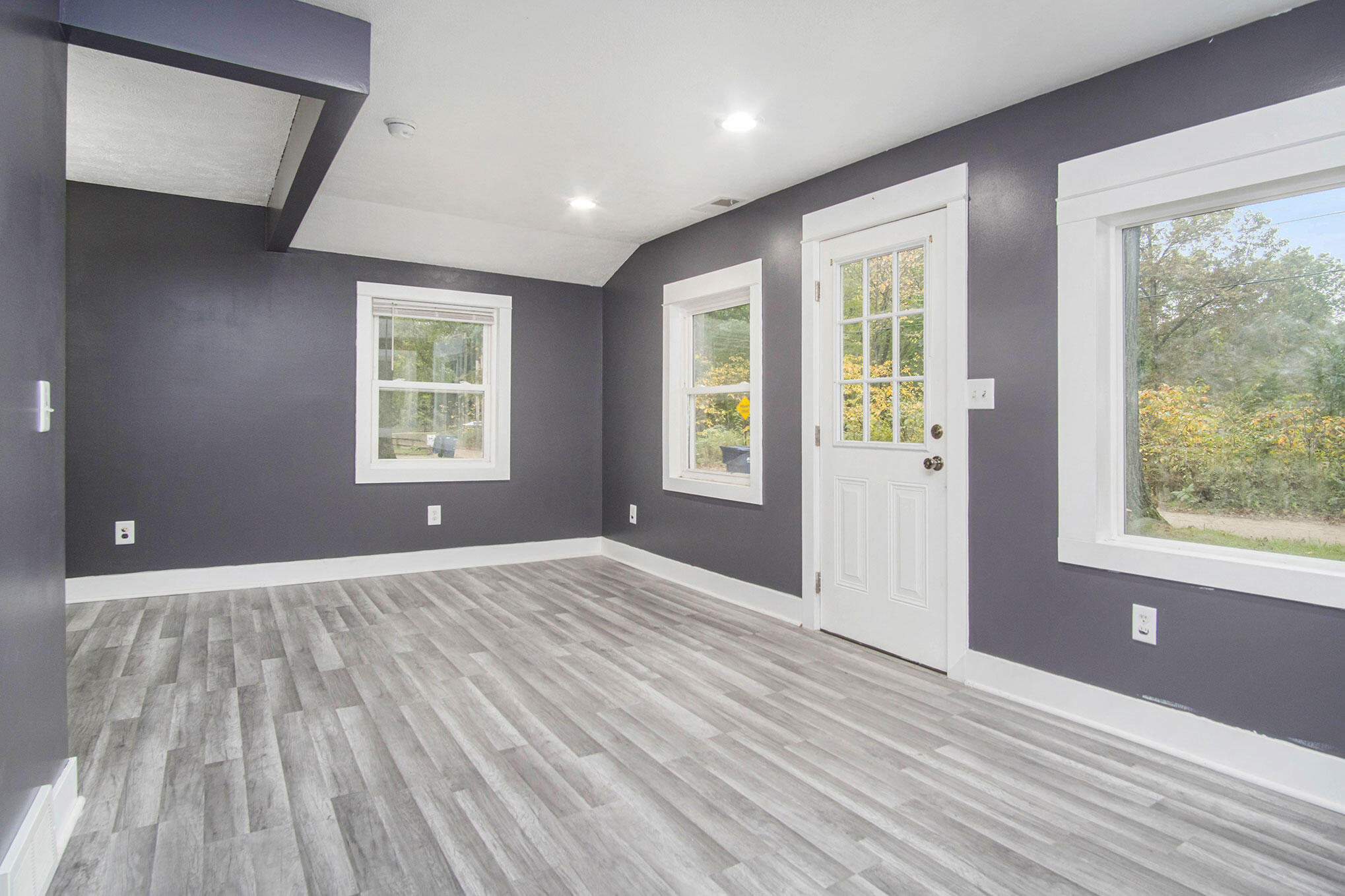2836 Debaker Road Muskegon, MI 49444 - Photo 7 of 24 DSC09589