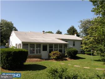 555 Winchester Road Warminster, PA 18974 - Photo 2 of 12 Exterior Back