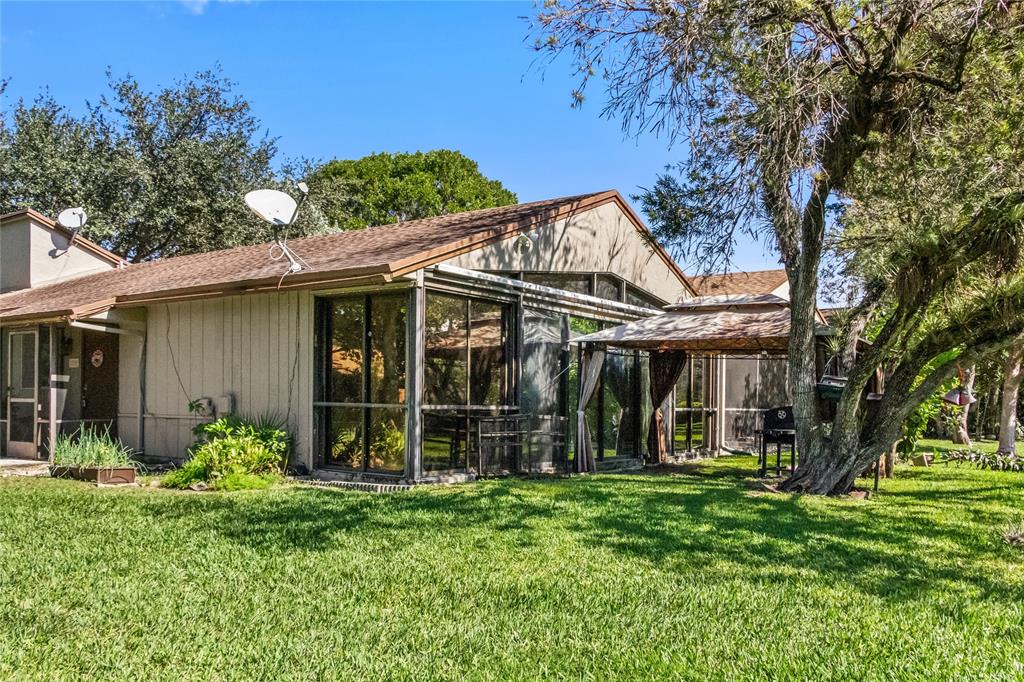 22303 Misty Woods Way Boca Raton, FL 33428 - Photo 3 of 15