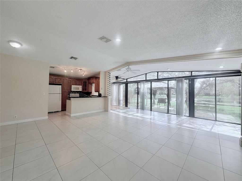 22303 Misty Woods Way Boca Raton, FL 33428 - Photo 9 of 15