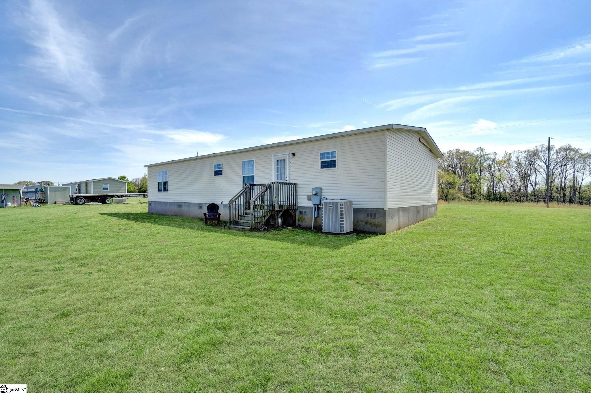 4600 Peachtree Road Chesnee, SC 29323 - Photo 3 of 36 Gallery Image 3