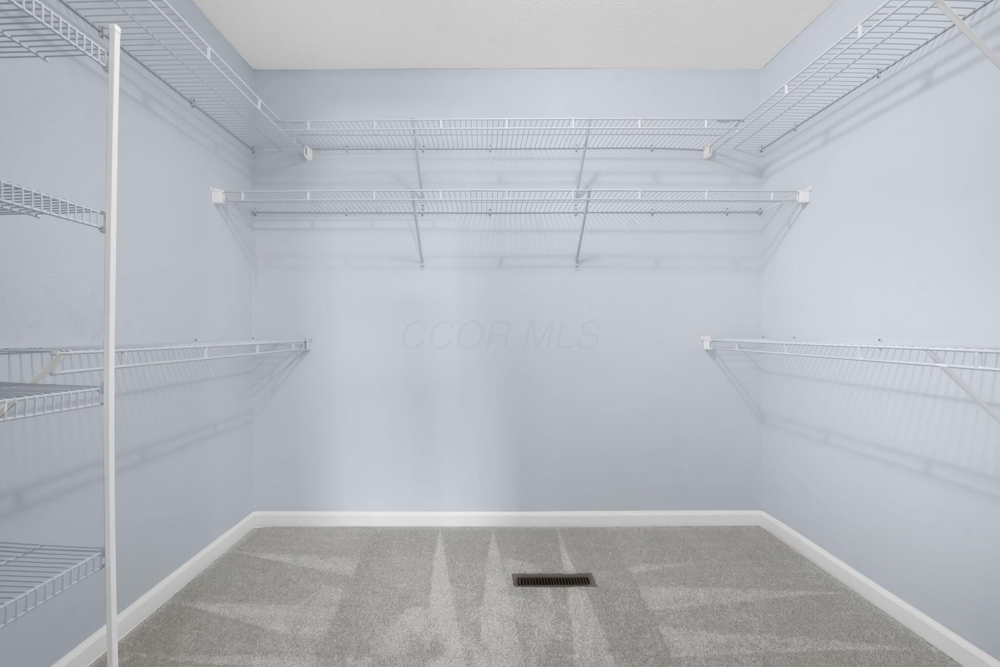 6218 Country Side Road Plain City, OH 43064 - Photo 20 of 28 Large walk in closet