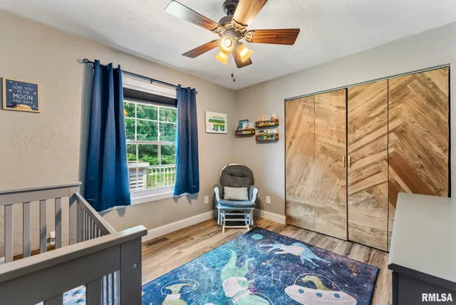 $325,000 | 8804 217th Street North, Port Byron, IL 61275