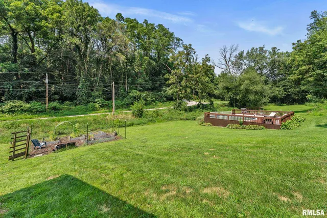 $325,000 | 8804 217th Street North, Port Byron, IL 61275