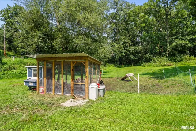 $325,000 | 8804 217th Street North, Port Byron, IL 61275