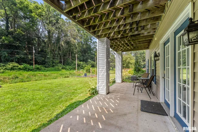 $325,000 | 8804 217th Street North, Port Byron, IL 61275