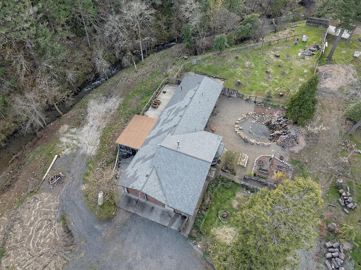 231 Fielder Creek Road Rogue River, OR 97537 - Photo 44 of 46 DJI_20250403172701_0027_D copy