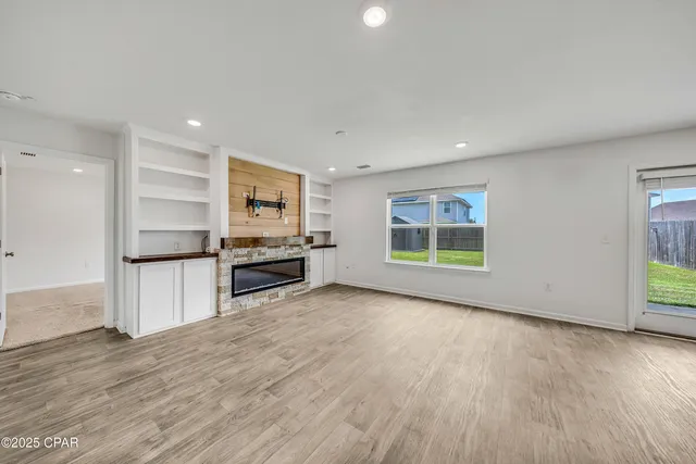 $2,700 | 336 Bridge Harbor Drive, Panama City, FL 32404