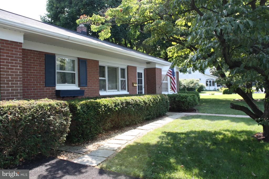 500 Pleasure Road Lancaster, PA 17601 - Photo 3 of 31 Gallery Image 3