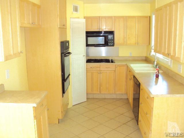 4151 Valley Fair Street Simi Valley, CA 93063 - Photo 5 of 9 Additional Photo