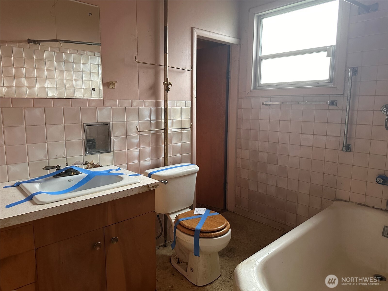 1112 4th Street Cosmopolis, WA 98537 - Photo 15 of 31