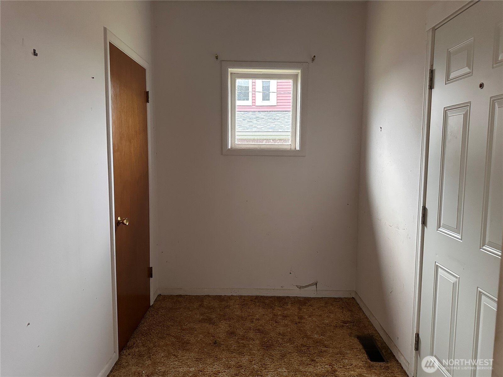 1112 4th Street Cosmopolis, WA 98537 - Photo 4 of 31