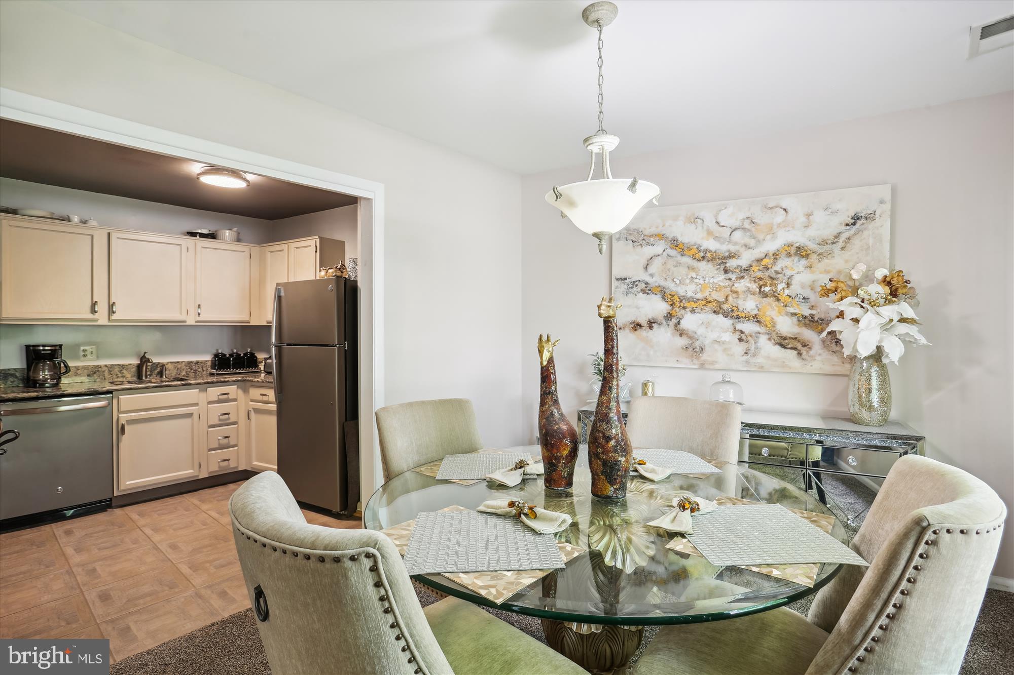 2501 Baltimore Road, Unit 4 Rockville, MD 20853 - Photo 11 of 41 Dining Room