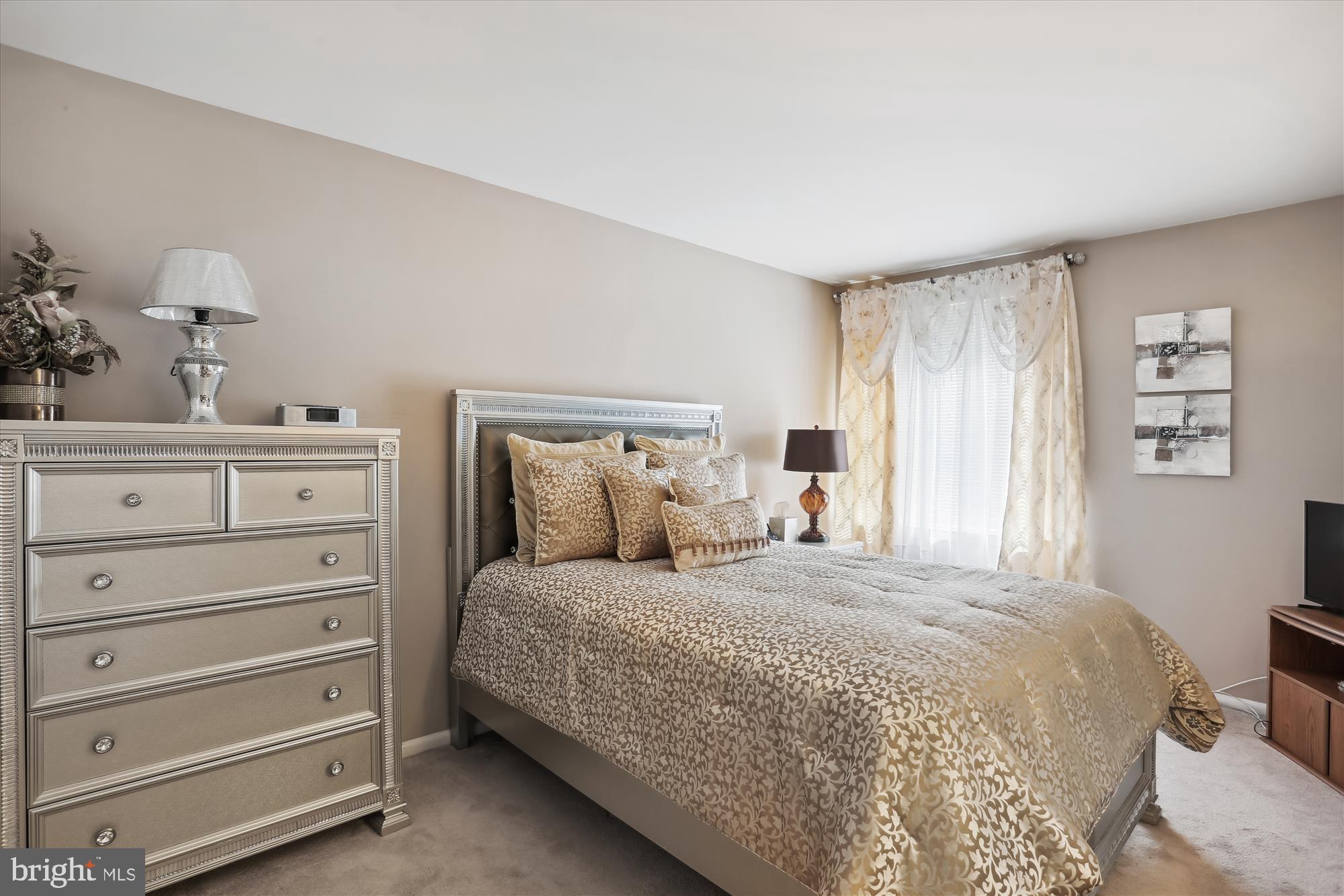 2501 Baltimore Road, Unit 4 Rockville, MD 20853 - Photo 16 of 41 Primary Bedroom