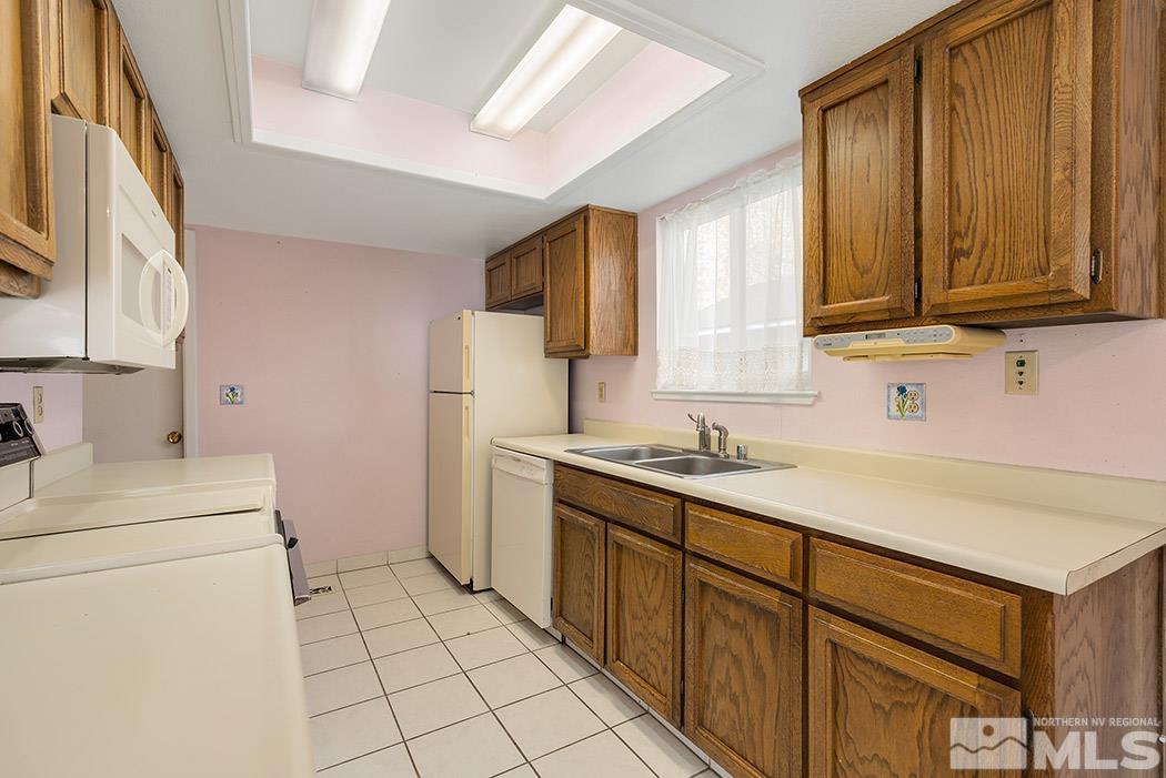 5020 Reggie Road Reno, NV 89502 - Photo 5 of 15 Photo 5