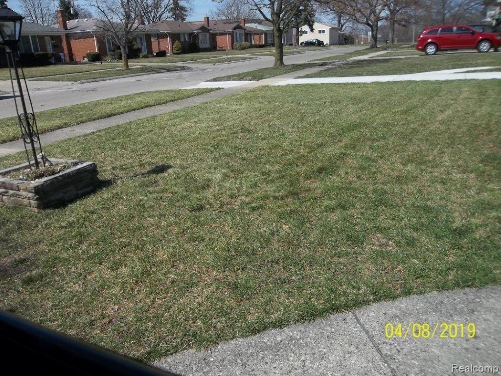 9342 Appleton Redford, MI 48239 - Photo 2 of 12