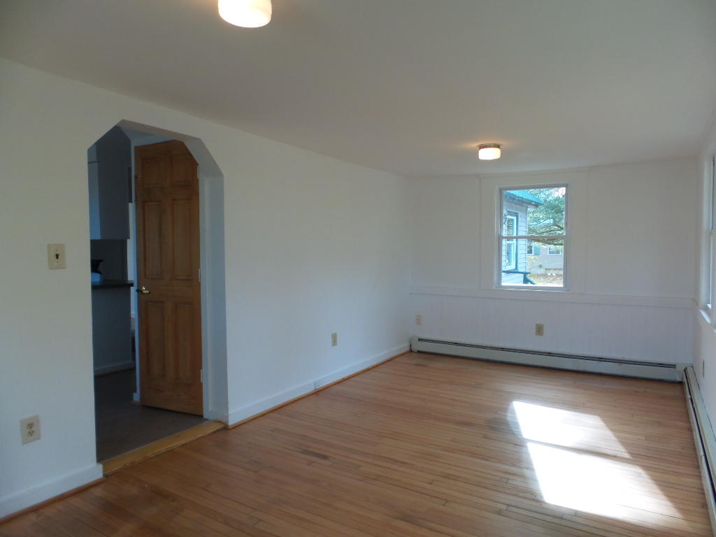 206 China Road Winslow, ME 04901 - Photo 14 of 25 Sunroom