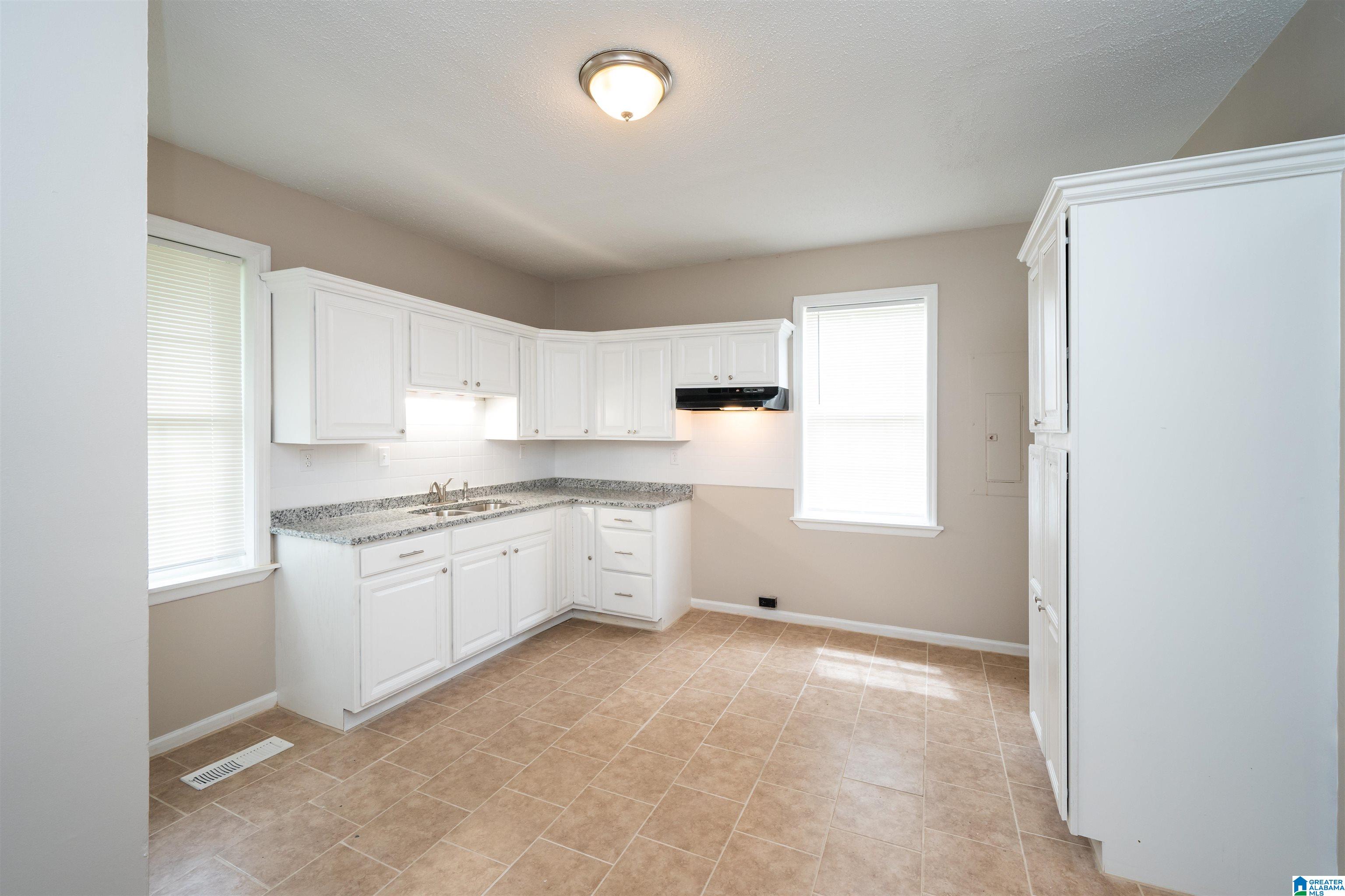 300 School Road Adamsville, AL 35005 - Photo 15 of 28