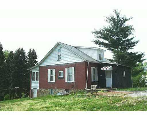 271 Spring Valley Road Jeannette, PA 15644 - Photo 1 of 8