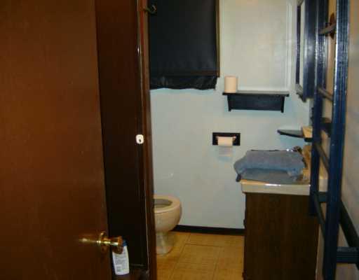 271 Spring Valley Road Jeannette, PA 15644 - Photo 7 of 8