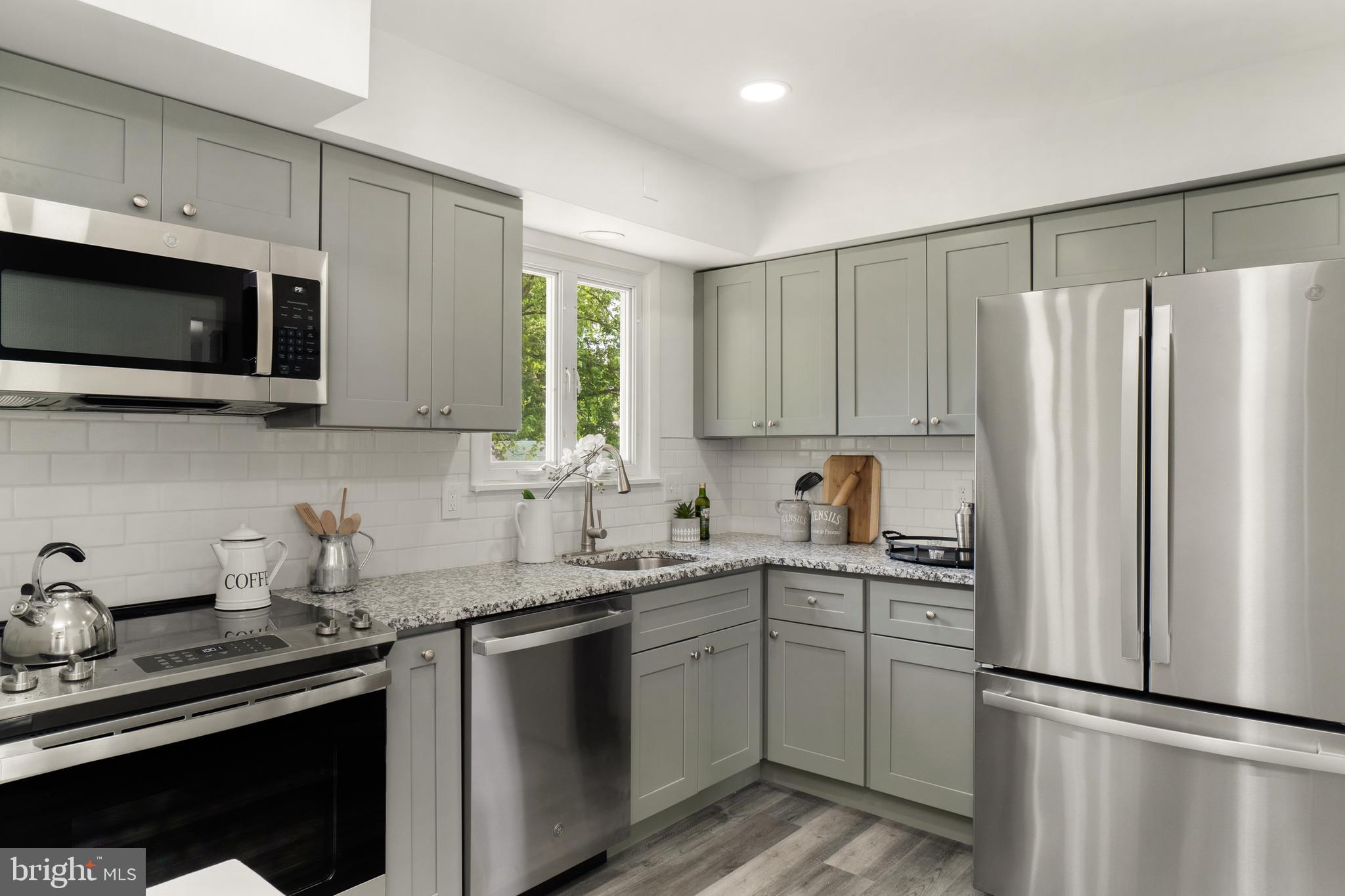 15 Hockamick Road Cookstown, NJ 08511 - Photo 13 of 37