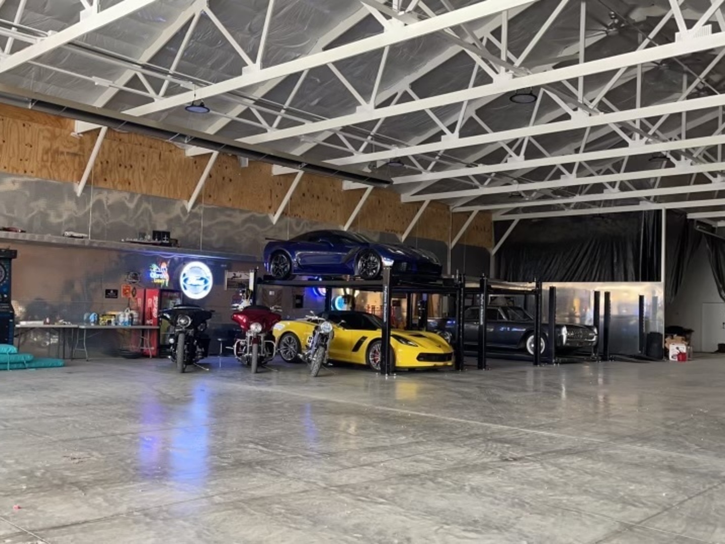 15646 West Barr Road Manhattan, IL 60442 - Photo 13 of 13 a view of a garage with cars