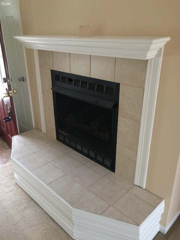 21125595-3.JPG