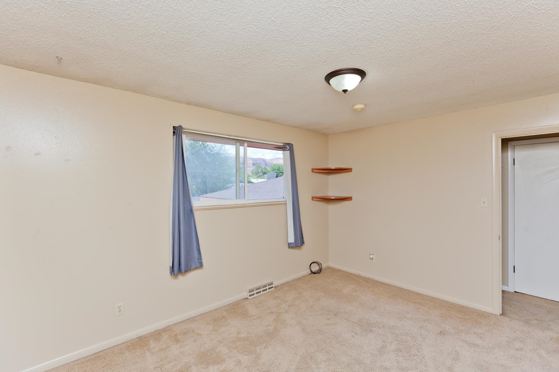 2115 Sequoia Road Grand Junction, CO 81507 - Photo 19 of 34 Gallery Image 19