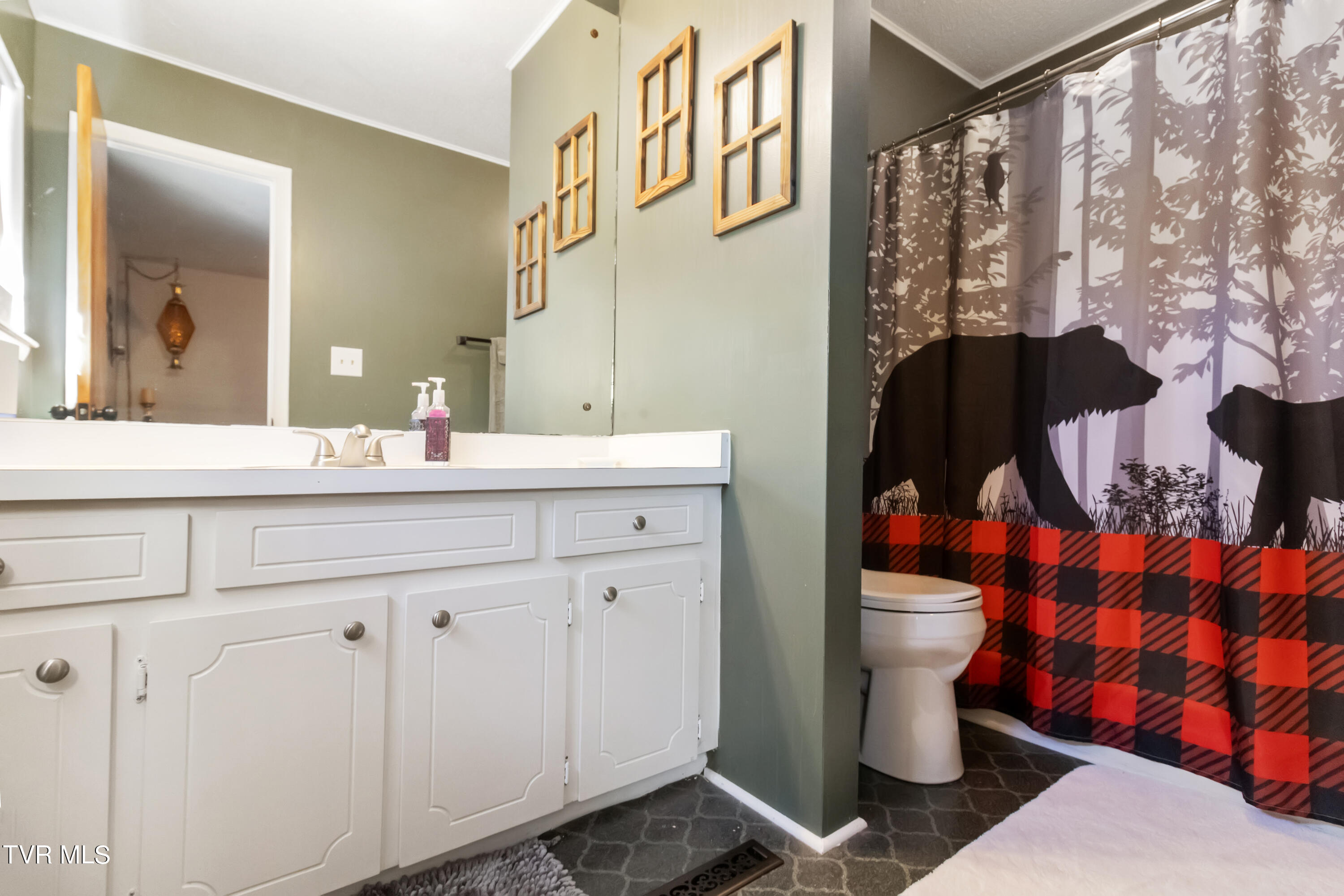 1504 Parton Loop Greeneville, TN 37743 - Photo 32 of 44 31