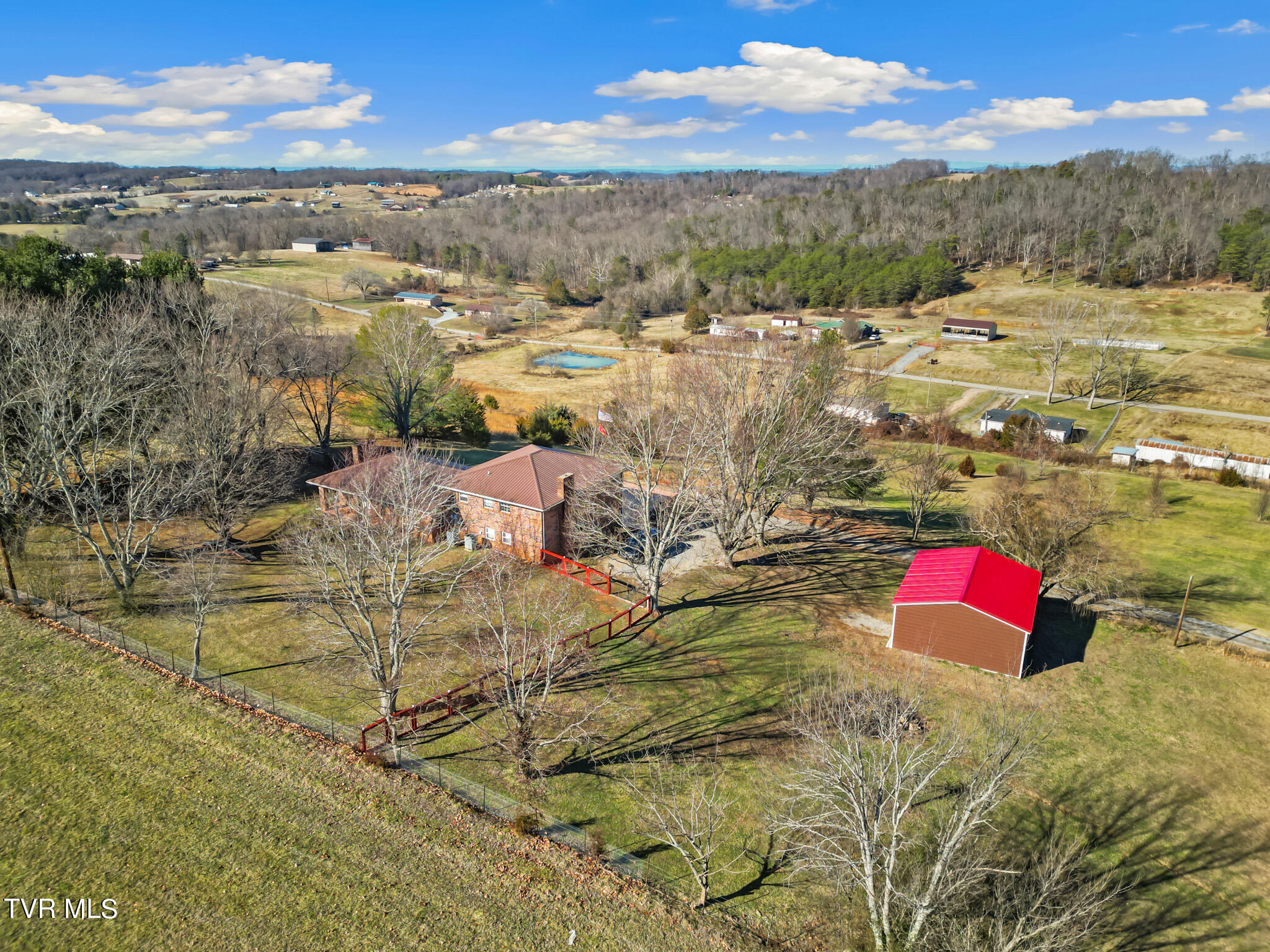 1504 Parton Loop Greeneville, TN 37743 - Photo 6 of 44 Parton Loop-4