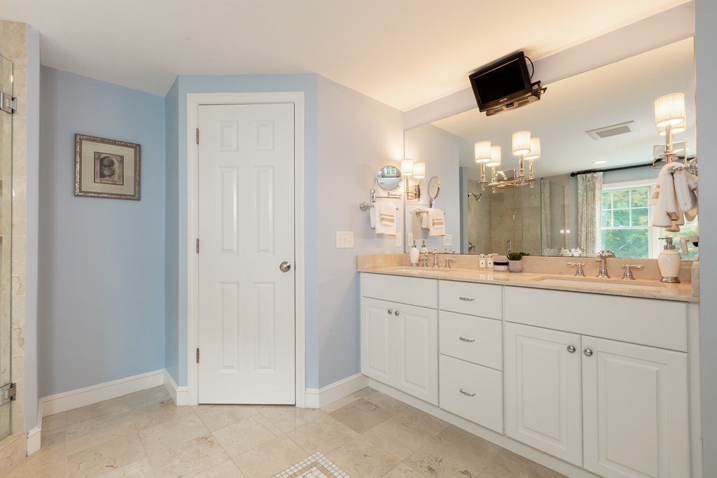 31 Garden Road Concord, MA 01742 - Photo 18 of 27 Gallery Image 18
