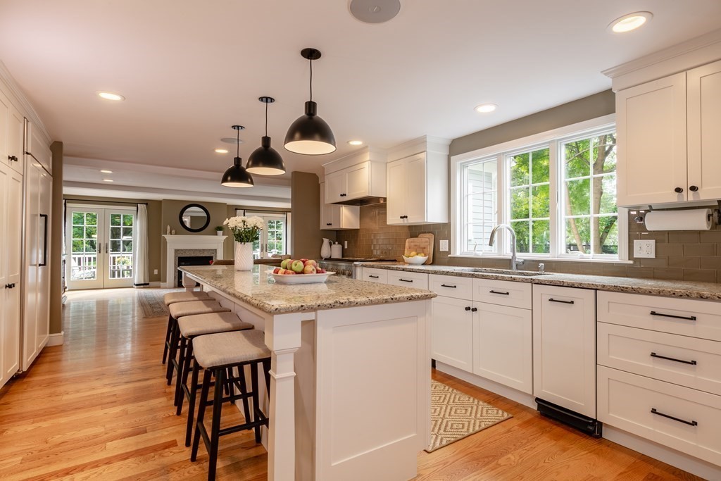31 Garden Road Concord, MA 01742 - Photo 5 of 27 Gallery Image 5
