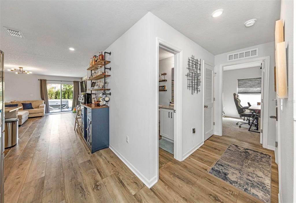 2510 Mariner Boulevard Spring Hill, FL 34609 - Photo 14 of 62