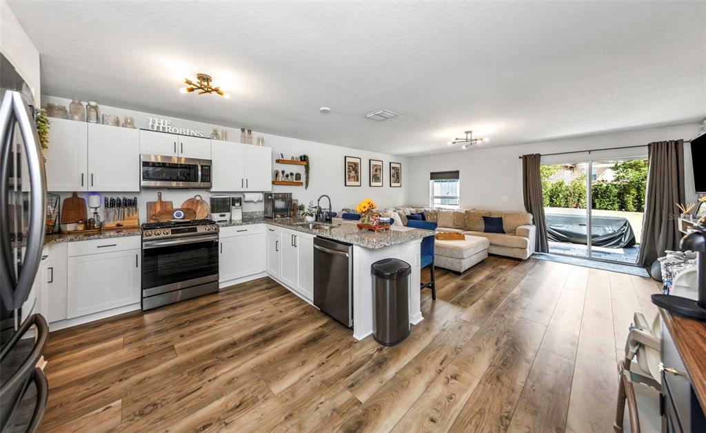 2510 Mariner Boulevard Spring Hill, FL 34609 - Photo 21 of 62