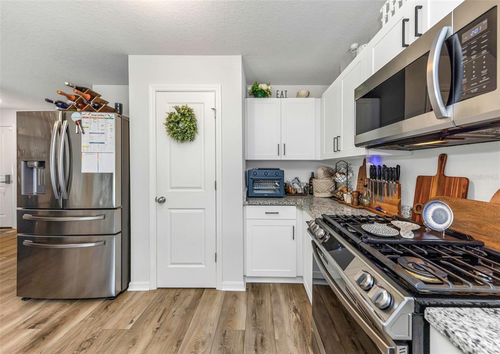 2510 Mariner Boulevard Spring Hill, FL 34609 - Photo 23 of 62