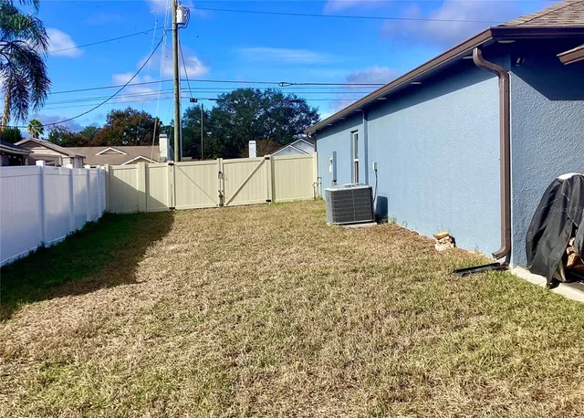 a view of an empty garage
