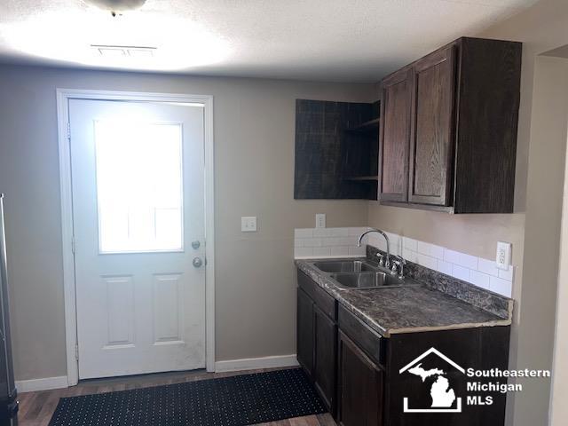 978 Division Street Adrian, MI 49221 - Photo 17 of 25
