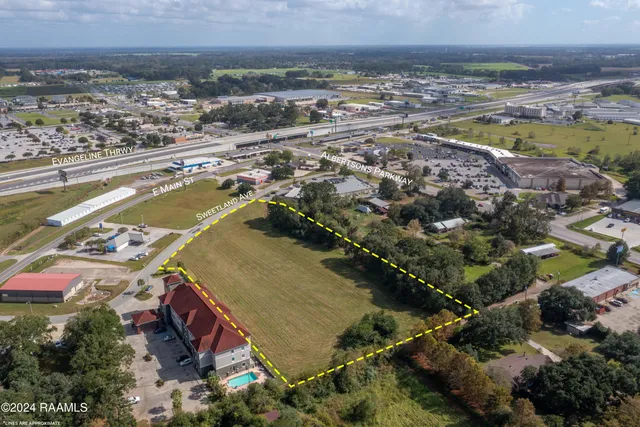 $750,000 | 110-116 Sweetland Avenue, Broussard, LA 70518