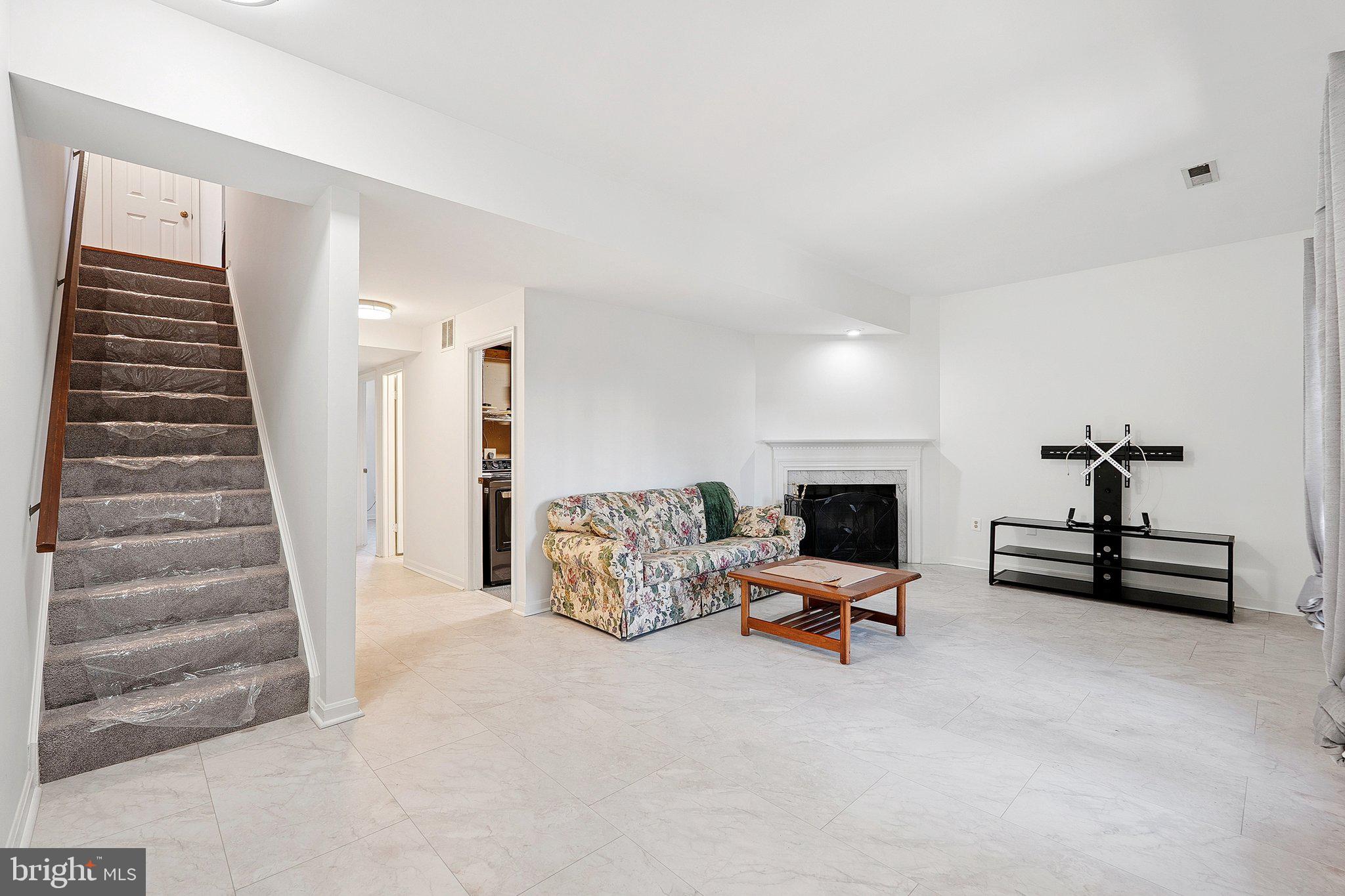 3120 Valentino Court Oakton, VA 22124 - Photo 19 of 25 a view of livingroom with furniture and lounge chair