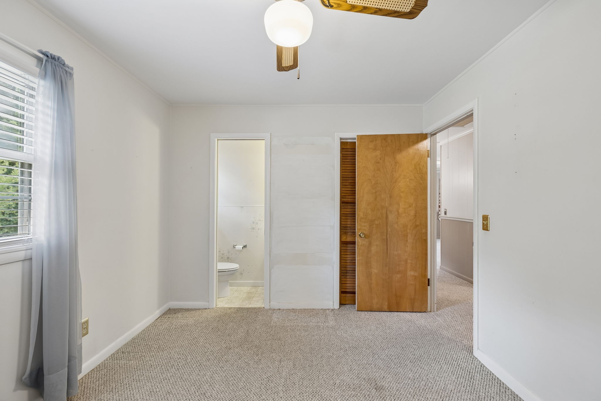708 Hickory Street Centerville, TN 37033 - Photo 25 of 57 a view of a room with window