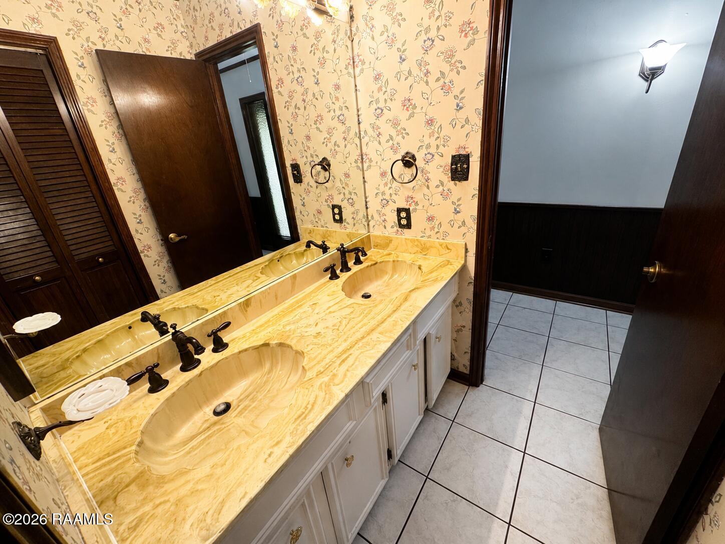 806 Rue Royale New Iberia, LA 70563 - Photo 18 of 20