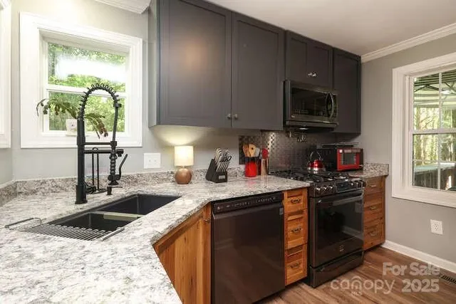 $1,275,000 | 8903 New Town Road, Waxhaw, NC 28173