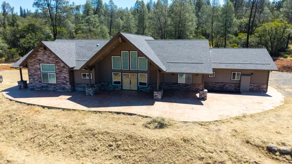 $899,000 | 70 Beryl Lane, Weaverville, CA 96093