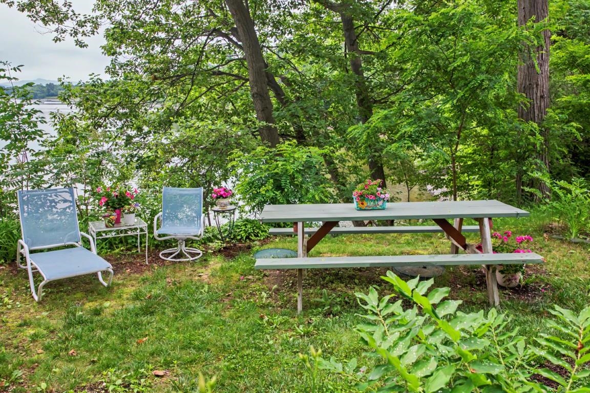 1702 Porters Point Road Colchester, VT 05446 - Photo 13 of 52
