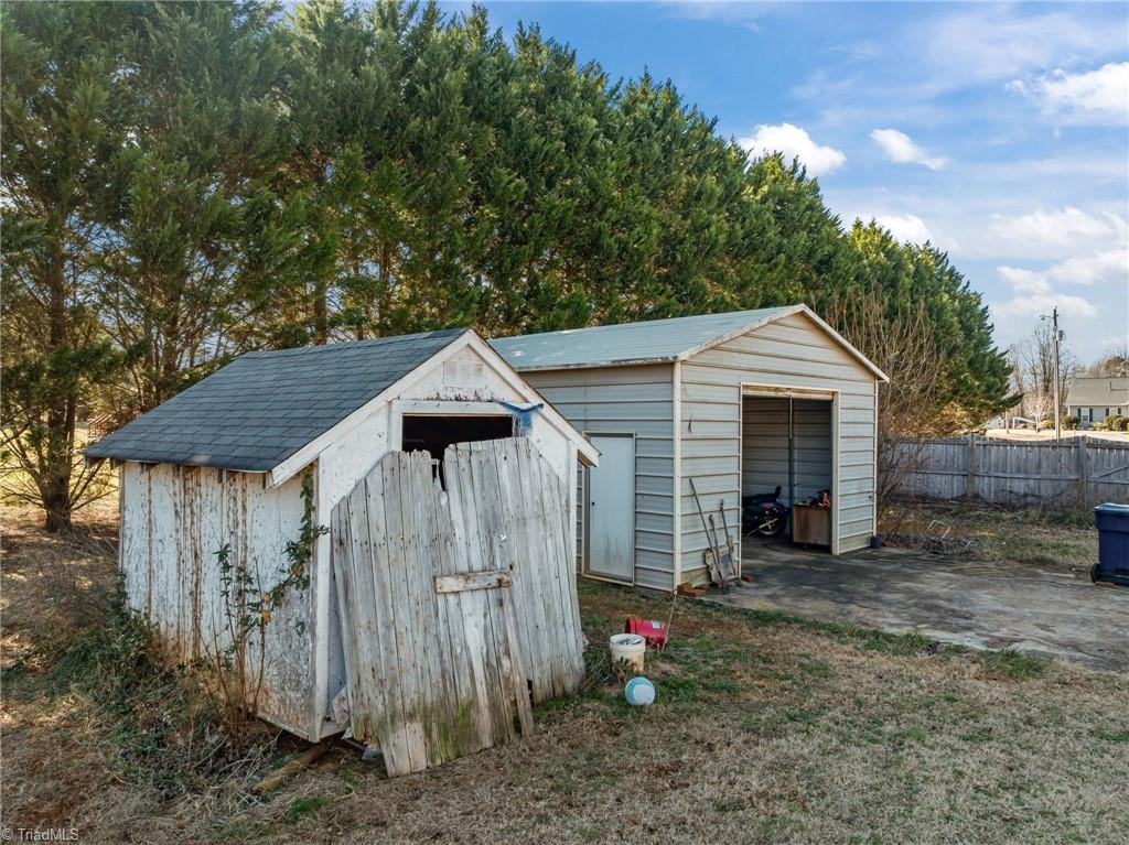 5214 Liberty Grove Road Liberty, NC 27298 - Photo 36 of 44