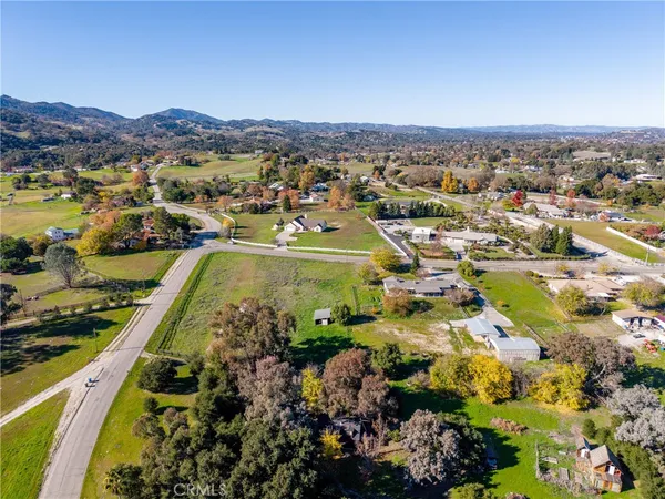$1,050,000 | 9220 Carmel Road, Atascadero, CA 93422